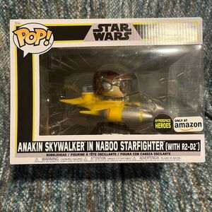 Funko Pop! Star Wars Anakin Skywalker in Naboo Starfighter